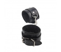 Нарчники Obey Me Leather Hand Cuffs